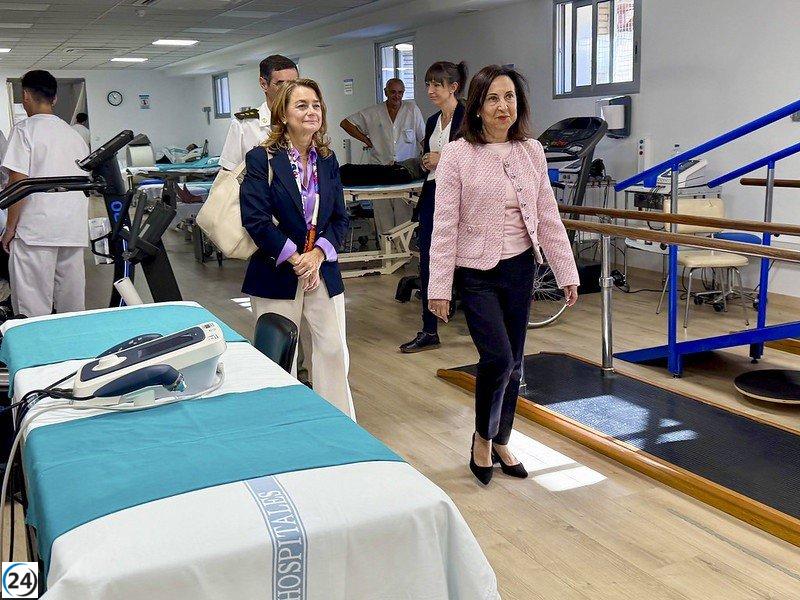 Margarita Robles inaugura nuevas instalaciones de Rehabilitación en el Hospital General de la Defensa de Zaragoza.