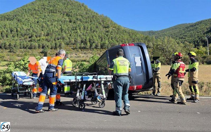 Accidente en la A-176 en Hecho deja un herido grave y dos leves.
