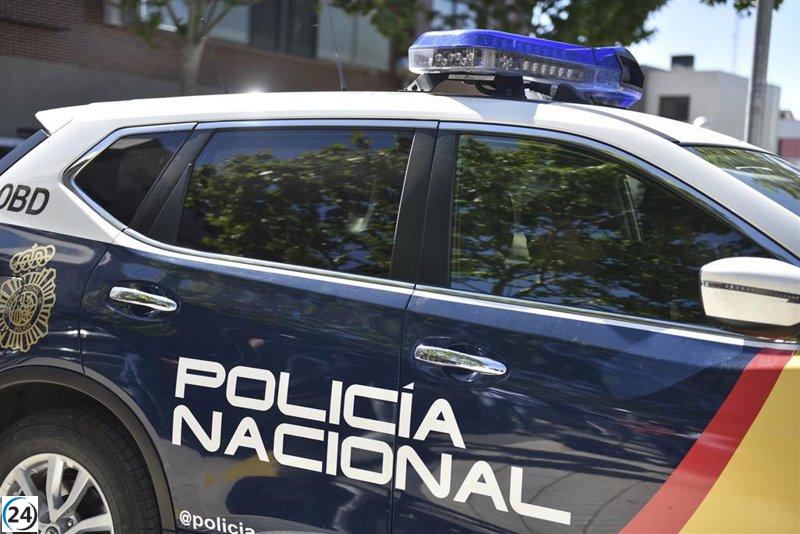 Detenidos dos hombres tras intentar robar en un bar del Actur entrando por el techo.