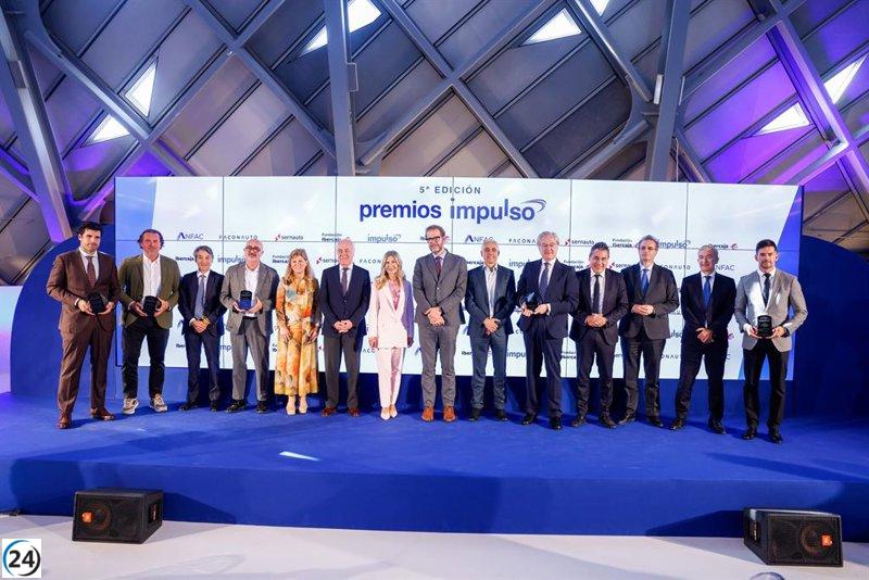 La industria se prepara para lanzar el Plan Auto 2030 en los V Premios Impulso 2025.