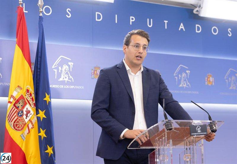 Pueyo (CHA) exige al Gobierno respuestas sobre las carreteras inacabadas en Aragón.