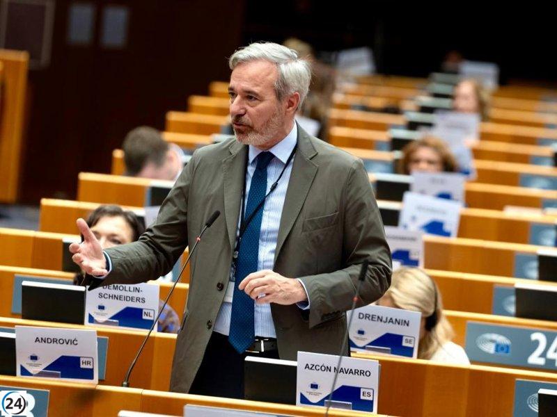 Azcón destaca que simplificar trámites y fomentar energías limpias son esenciales para captar empresas del sector tecnológico.