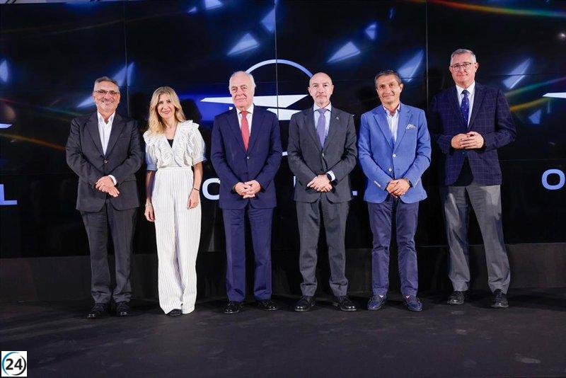 Exposición en Mobility City destaca la exclusiva relación de Opel con Zaragoza a través de 25 obras singulares.