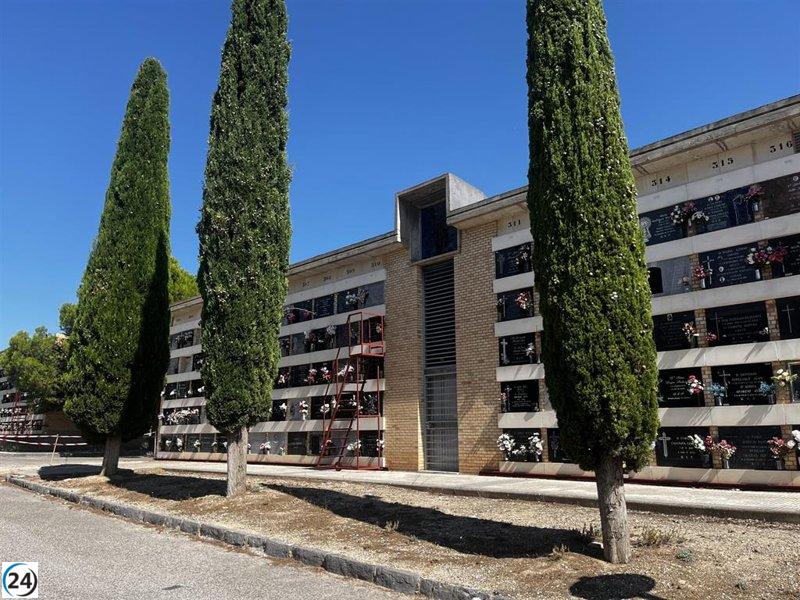 Serrano afirma que el saqueo de 488 nichos en el cementerio de Zaragoza carece de un patrón definido.