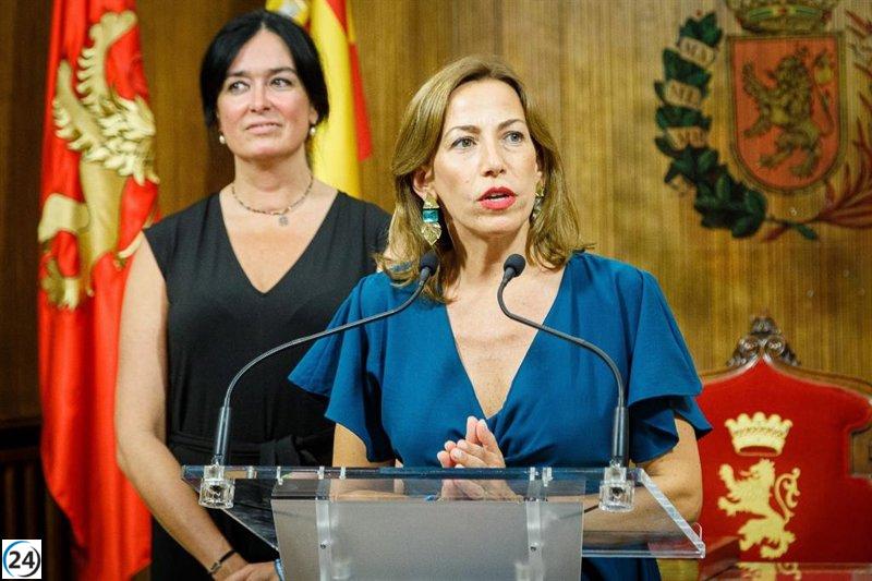 Alcaldesas de Zaragoza y Huesca critican el archivo del MITMA sobre el tren de cercanías.