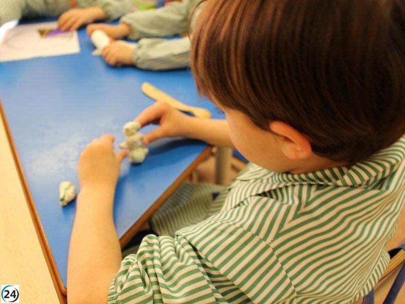 Extienden hasta 2026 el programa para apoyar a familias con niños en riesgo.
