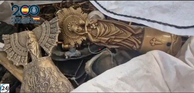 La Policía Nacional incauta más de una tonelada de artículos sustraídos en el cementerio de Torrero.