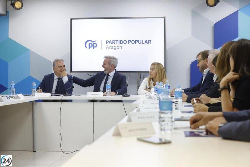 Bendodo (PP) resalta a Aragón como líder en tecnología y anticipa dificultades para oponerse a los presupuestos.