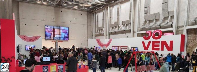 Cerca de 6.000 jóvenes se reúnen en La Azucarera para el evento LEGO de ZaragozaJoven.