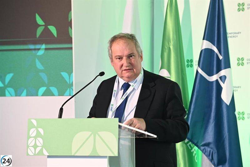 Hereu destaca la gigafactoría de Stellantis-CATL como una firme defensa de la movilidad eléctrica y clave para el futuro nacional.