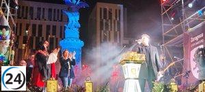 Juanjo Bona da inicio a la Navidad en un lleno Paseo de la Independencia.