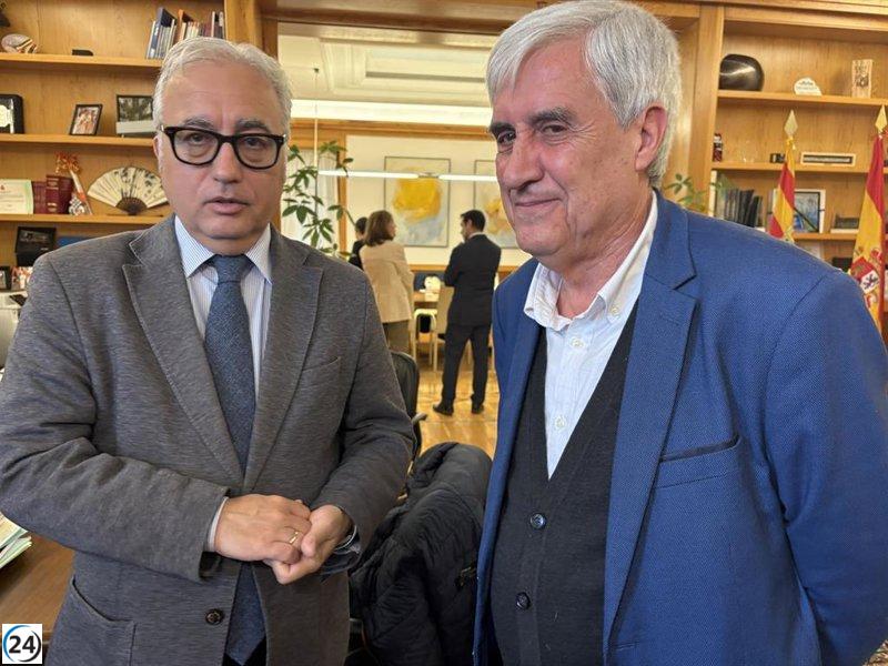 Rincón asegura que Aragón permanece libre de peste porcina africana y promueve la prevención.