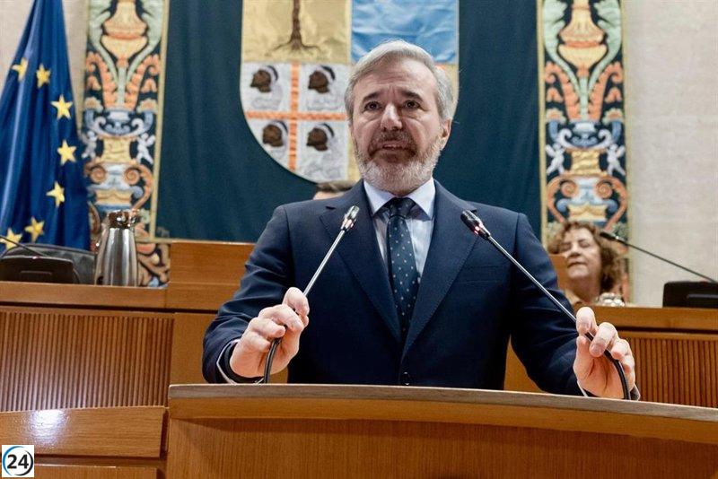 Azcón afirma que el respaldo de Vox a los presupuestos es esencial, descartando un acuerdo con el PSOE.