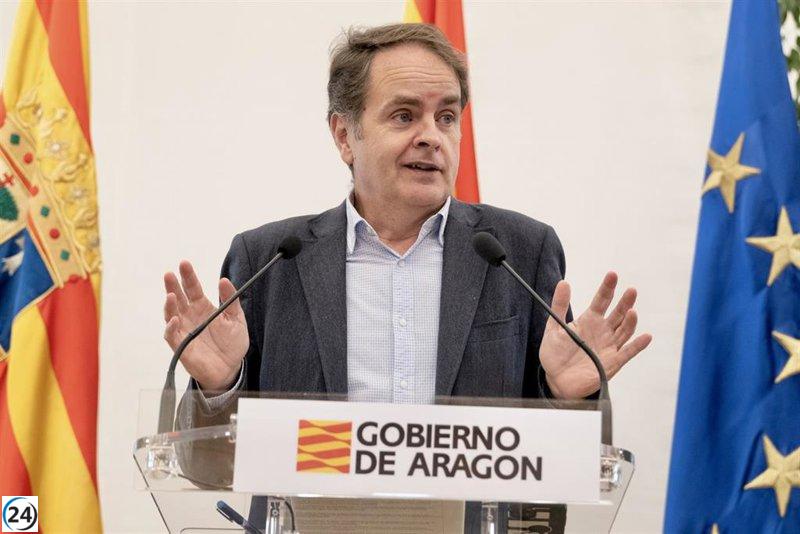 Bermúdez de Castro critica a Vox por propuestas ilegales, ajenas o ideológicas.