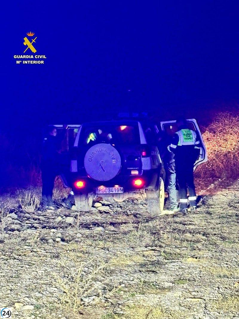 Guardia Civil de Teruel rescata a anciano conductor en zona rural de Sarrión.