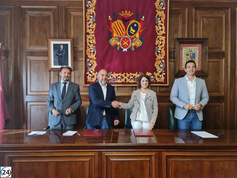 Teruel y la Cámara de Comercio firman convenio para nueva campaña de bonos de apoyo.