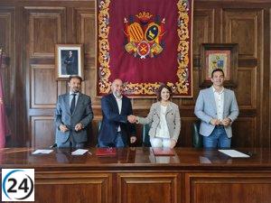 Teruel y la Cámara de Comercio firman convenio para nueva campaña de bonos de apoyo.