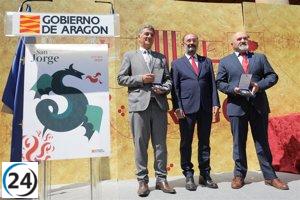 Lambán promueve seguir la hoja de éxito en Aragón marcada por los padres de la autonomía.