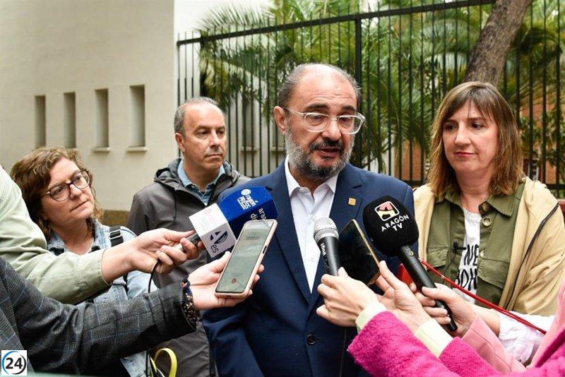 Lambán garantiza apoyo a agricultores y ganaderos ante sequía.