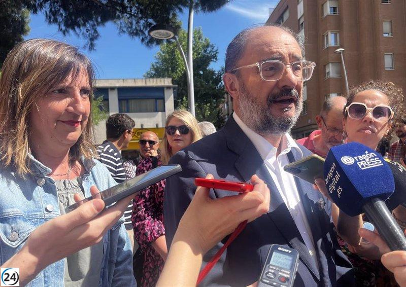 Lambán pide respeto y el PSOE apoya decisión sobre unión de estaciones en Pirineo.