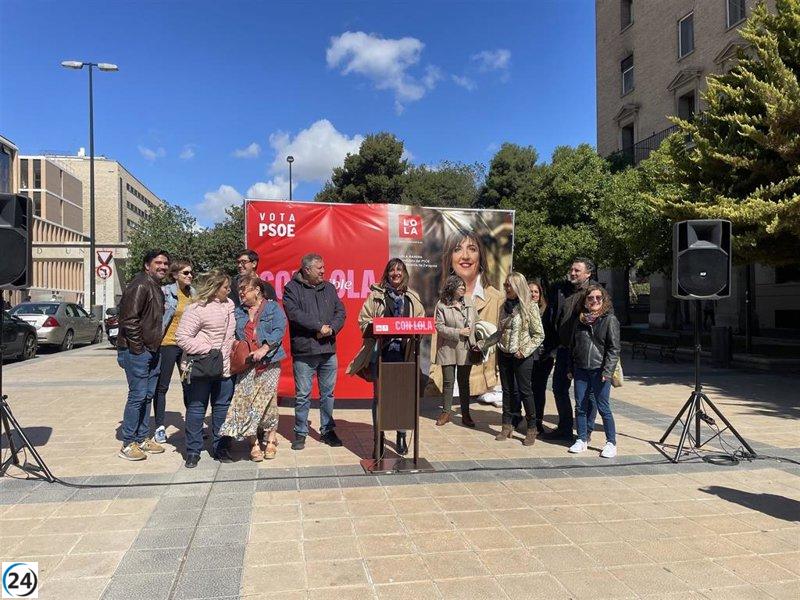 Ranera (PSOE) propone transporte gratuito para menores y tarifa plana de 50 euros hasta los 24 años.