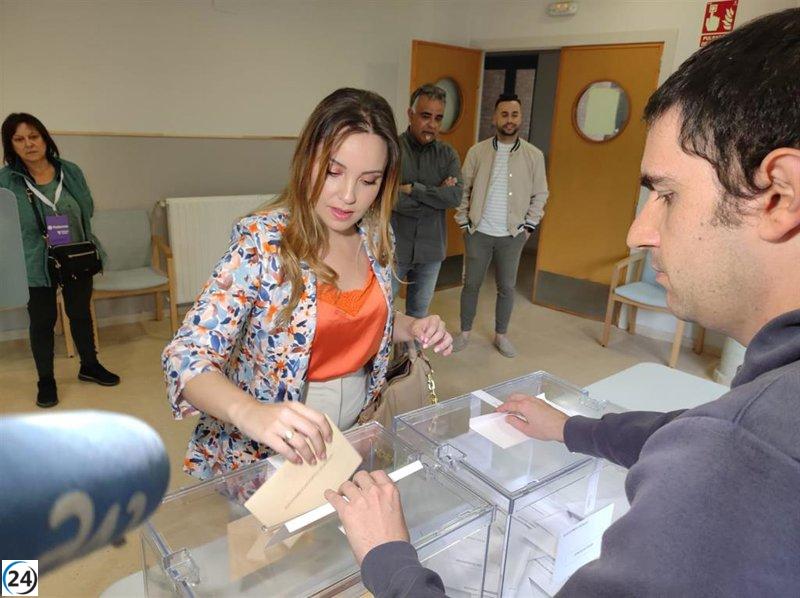 Díaz de Podemos promueve participación en elecciones en Aragón.