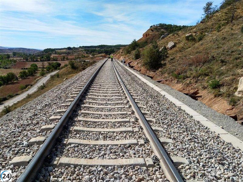 Adif mejora la línea Zaragoza-Huesca-Canfranc en junio.