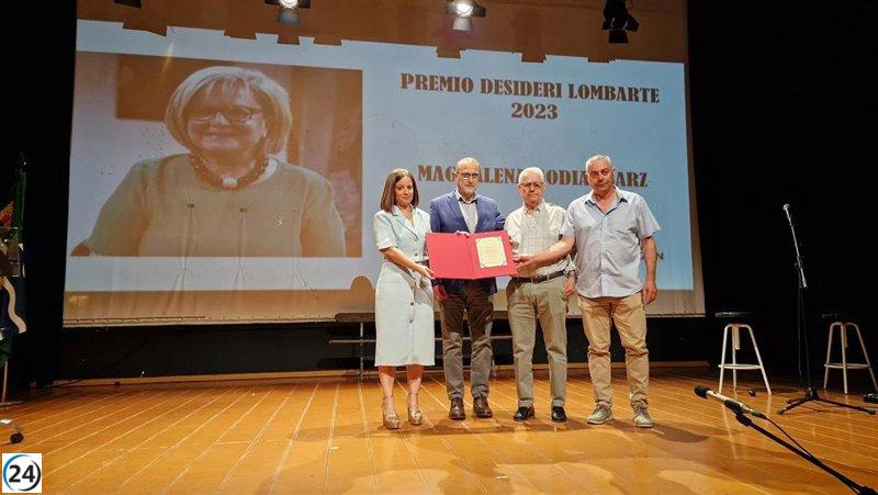 Felipe Faci otorga premio póstumo a Magda Godia.