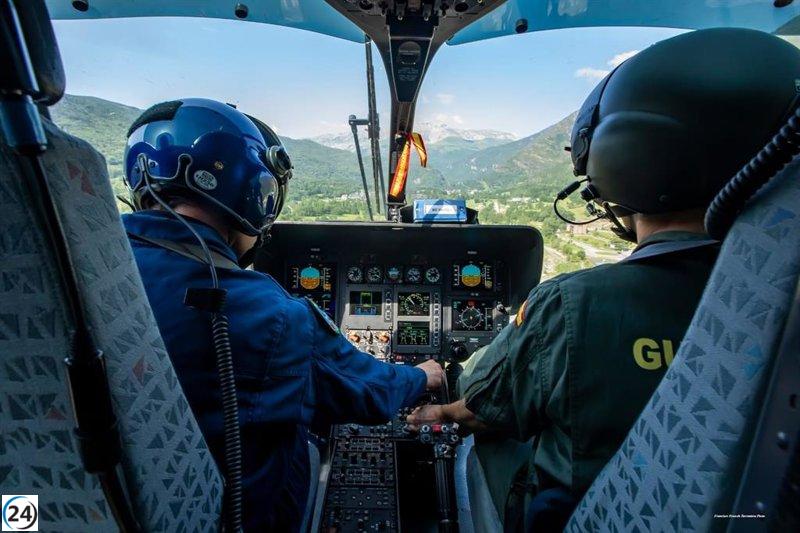 Guardia Civil y Gendarmería Francesa entrenan juntos en rescates en montaña.