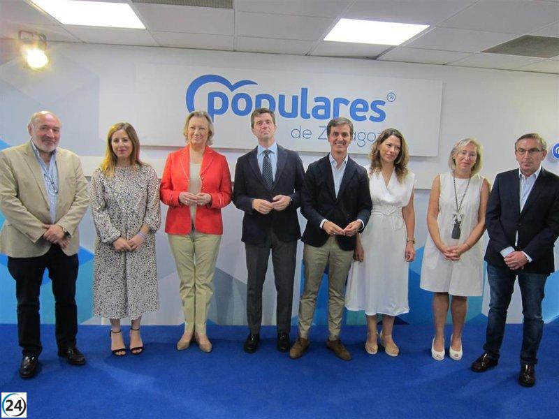 El PP busca el voto de una mayoría moderada tras cinco años de