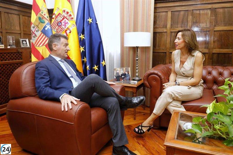 Chueca informa al presidente del TSJA sobre próximo recurso de la Romareda