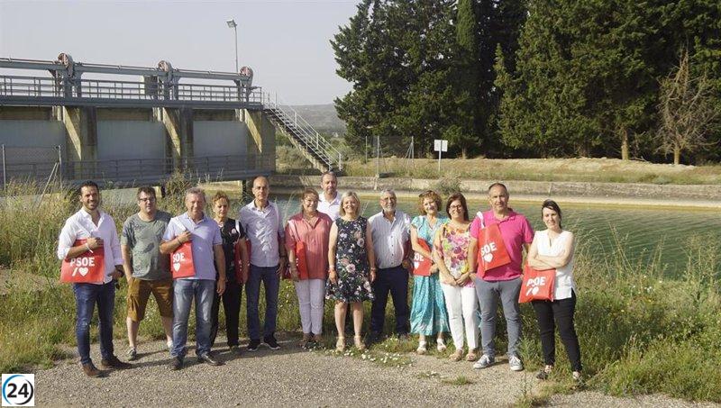 Candidatos socialistas visitan el campo altoaragonés para respaldar inversión en regadíos del Gobierno de Sánchez