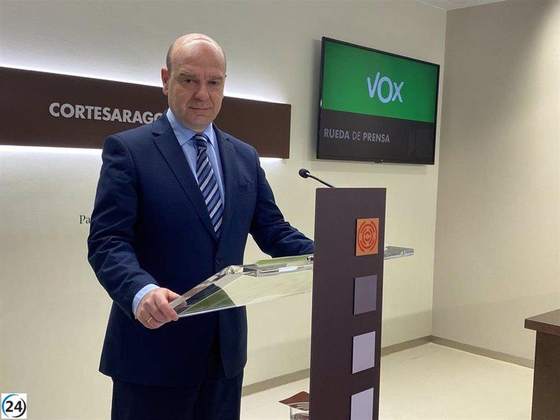 VOX presiona para cerrar pacto con Azcón (PP) y urge a una reunión inmediata