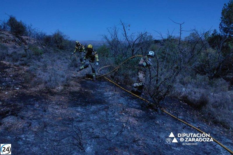 Bomberos de la DPZ ayudan a extinguir incendio en Almonacid de la Sierra