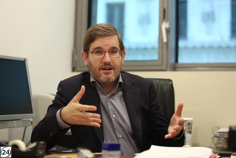 El retraso en la formación del Gobierno de Azcón perjudica a la comunidad educativa, afirma Urquizu (PSOE).