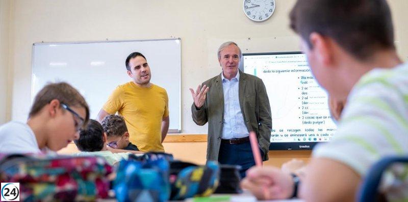 Azcón destaca el apoyo del Gobierno de Aragón a la educación pública, concertada y rural