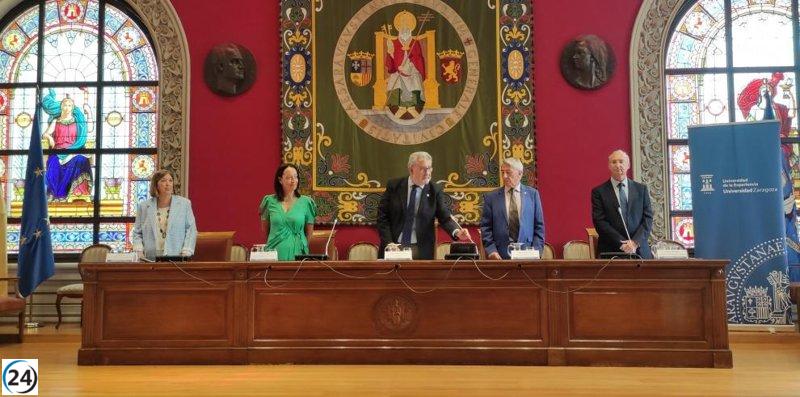 La Universidad de la Experiencia es un impulso para la autonomía personal de los mayores, según Carmen Susín.