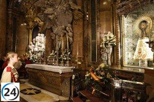 La Princesa Leonor es arropada por los habitantes de Zaragoza durante la ofrenda a la Virgen del Pilar por parte de la AGM.
