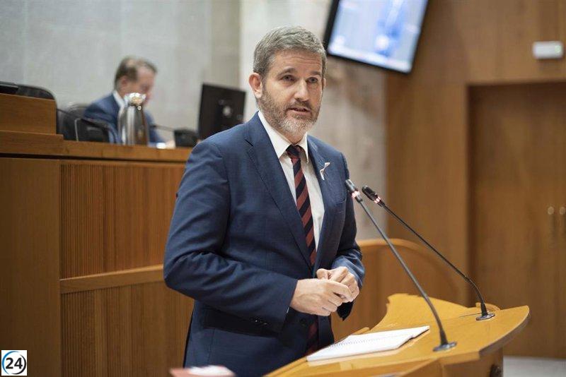 Urquizu del PSOE denuncia recortes iniciales en el apoyo a la educación especial