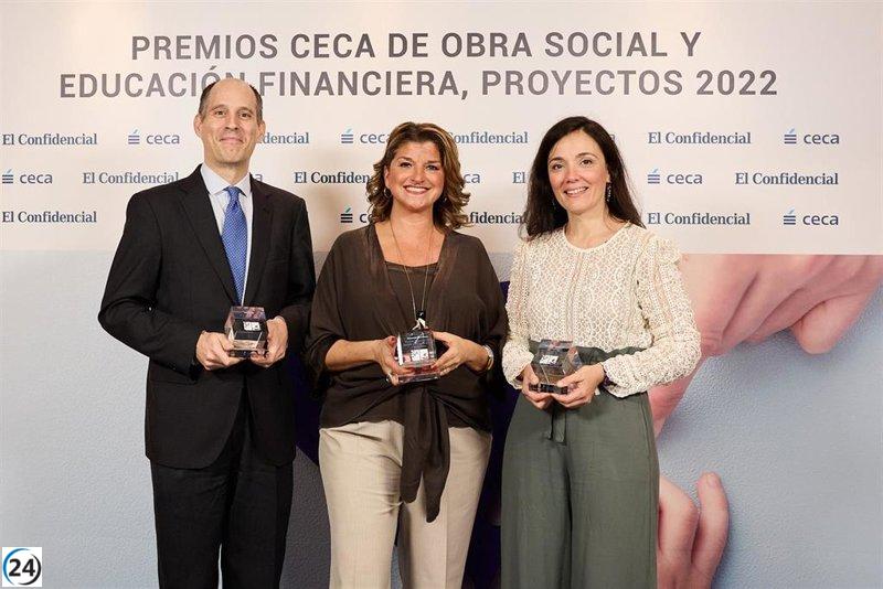 Fundación Ibercaja recibe premio por su destacada labor en Obra Social y Educación Financiera en los premios CECA.