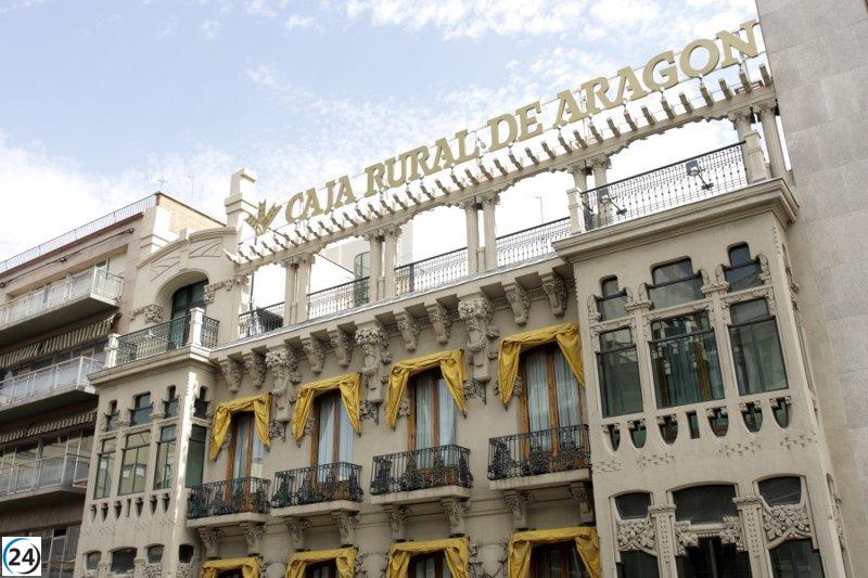 Fundación Caja Rural de Aragón premia a 20 estudiantes sobresalientes con 900 euros cada uno en Becas Excelencia 2023.